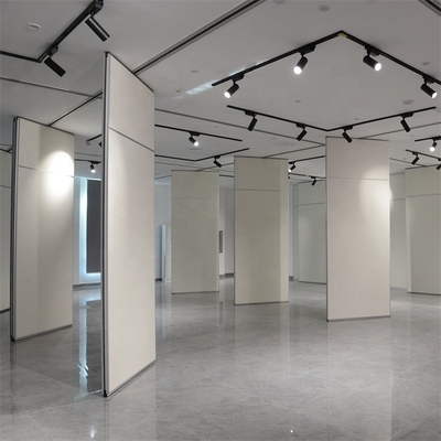 División de madera de desplazamiento de aluminio desprendible de la puerta de plegamiento de las paredes de división para la sala de exposición
